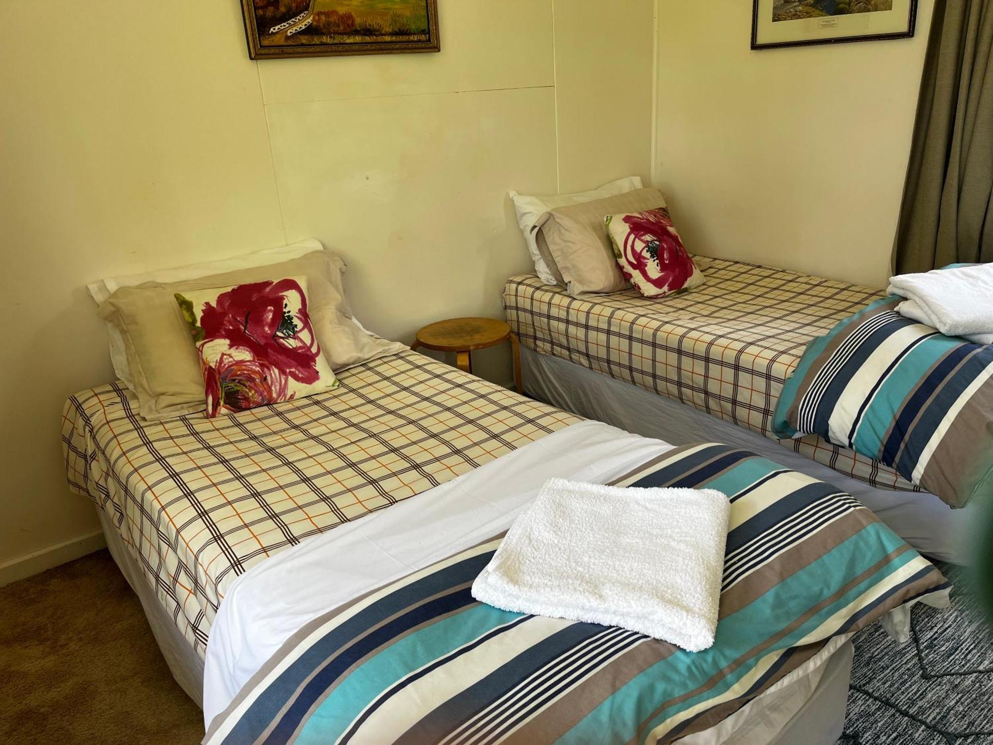 Taringatura Backpackers Hostel Benmore ภายนอก รูปภาพ